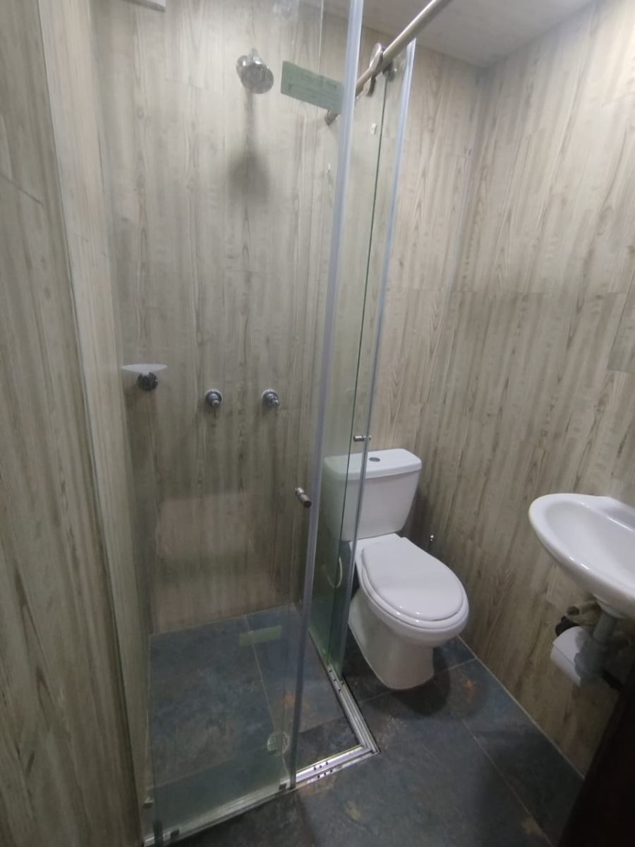 Cra. 14 #101-9, Bogotá, Colombia 4